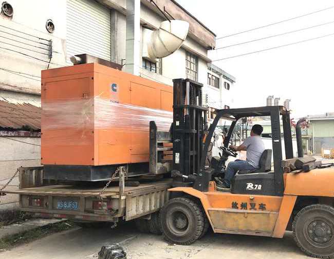 康明斯300kw二手发电机